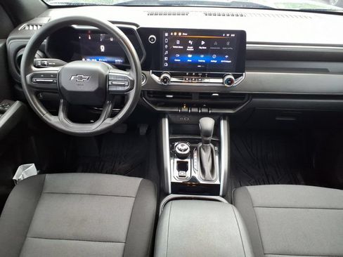 Used 2023 Chevrolet Colorado Trail Boss w/ Technology Package AWD/4WD image 14