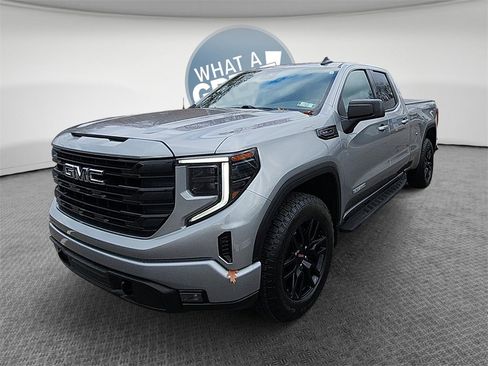 Used 2024 GMC Sierra 1500 Elevation w/ Preferred Package image 8