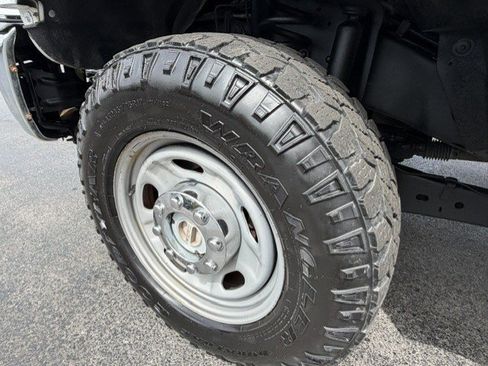 Used 2015 Ford F250 XL w/ Power Equipment Group AWD/4WD image 9