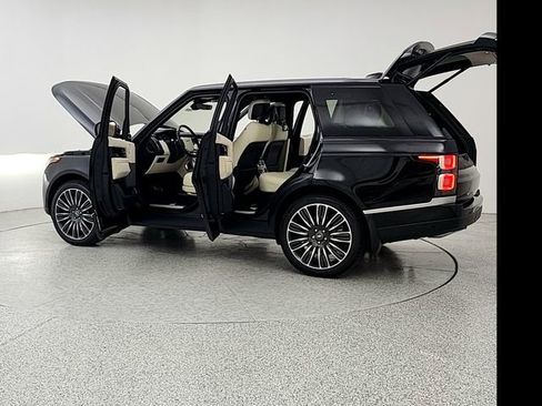 Used 2022 Land Rover Range Rover P525 Westminster Edition AWD/4WD image 12