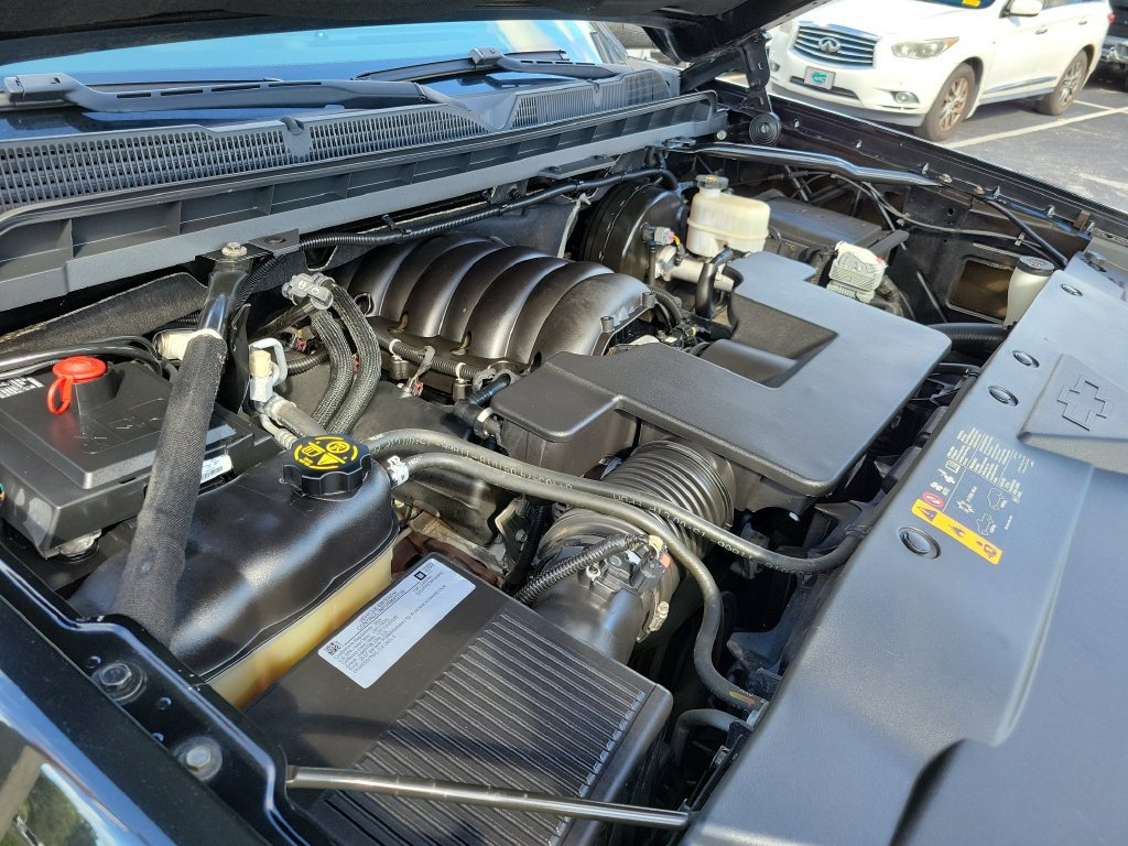 Used 2019 Chevrolet Silverado 1500 LT w/ All Star Edition AWD/4WD image 33