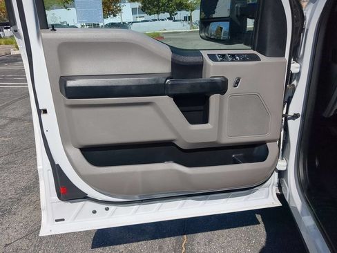 Used 2018 Ford F250 XL w/ Power Equipment Group RWD image 24