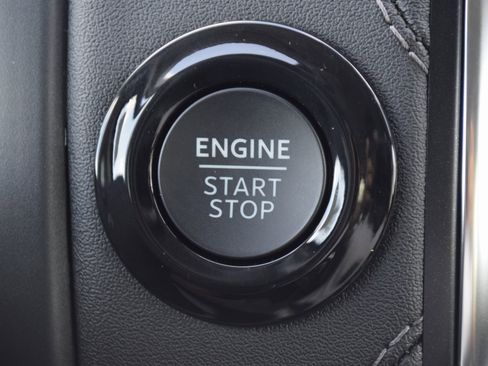 New 2025 Ford Expedition Platinum w/ Driver's Package image 15