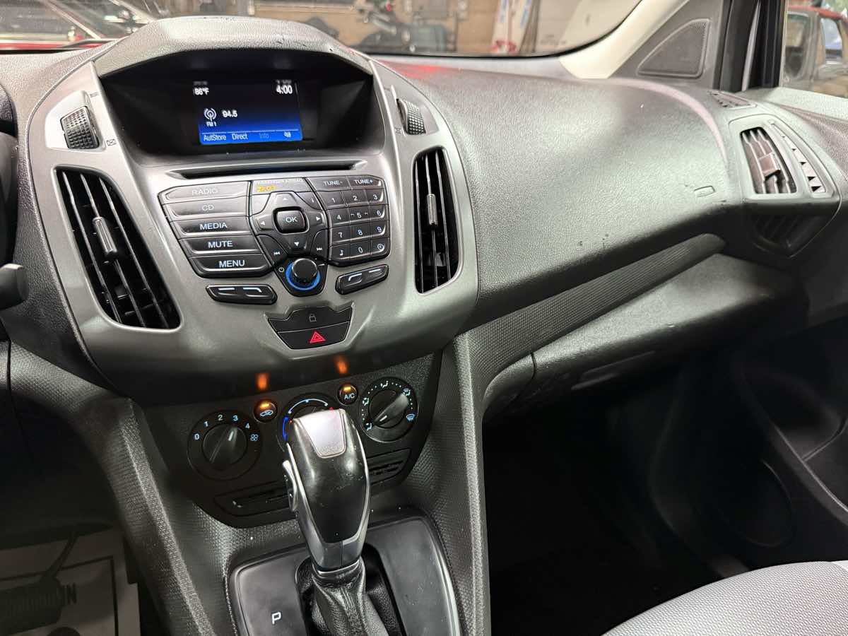 Used 2018 Ford Transit Connect XL FWD image 14