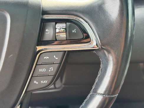 Used 2019 Lincoln Navigator Reserve AWD/4WD image 19