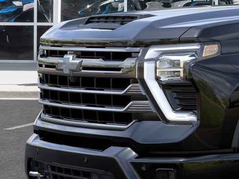 New 2026 Chevrolet Silverado 2500 High Country w/ High Country Premium Package AWD/4WD image 15