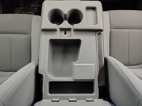 Used 2016 Ford F250 XL w/ Power Equipment Group image 29