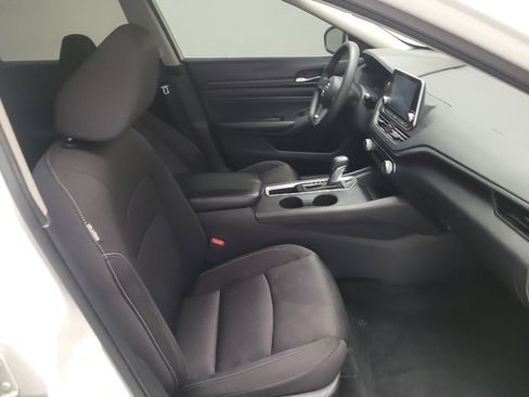 Used 2019 Nissan Altima 2.5 S FWD image 21