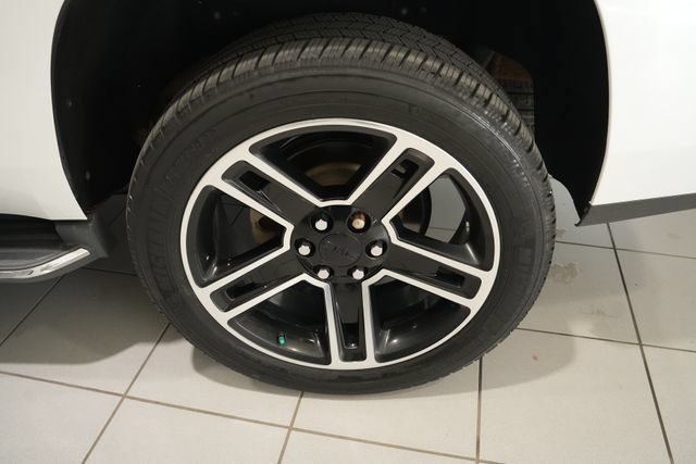 Used 2016 GMC Yukon SLT AWD/4WD image 12