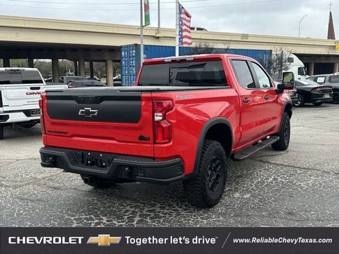 Certified 2024 Chevrolet Silverado 1500 ZR2 w/ ZR2 Bison Edition image 3