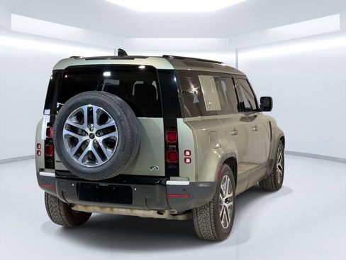 Used 2020 Land Rover Defender 110 HSE AWD/4WD image 7