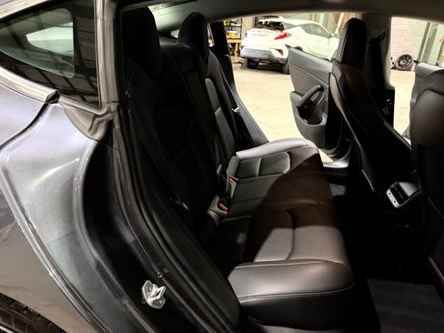 Used 2019 Tesla Model 3 Long Range AWD/4WD image 23