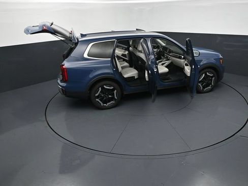 Used 2023 Kia Telluride S w/ S Sunroof Package AWD/4WD image 30