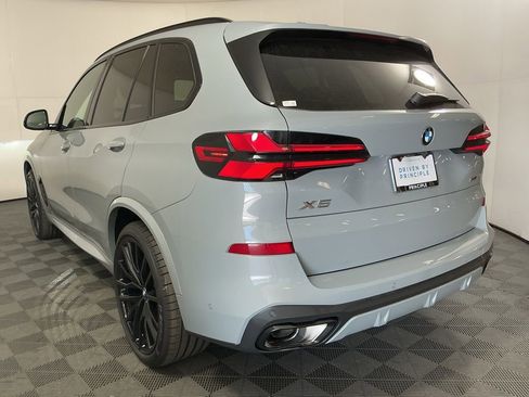 New 2026 BMW X5 sDrive40i w/ M Sport Package image 7