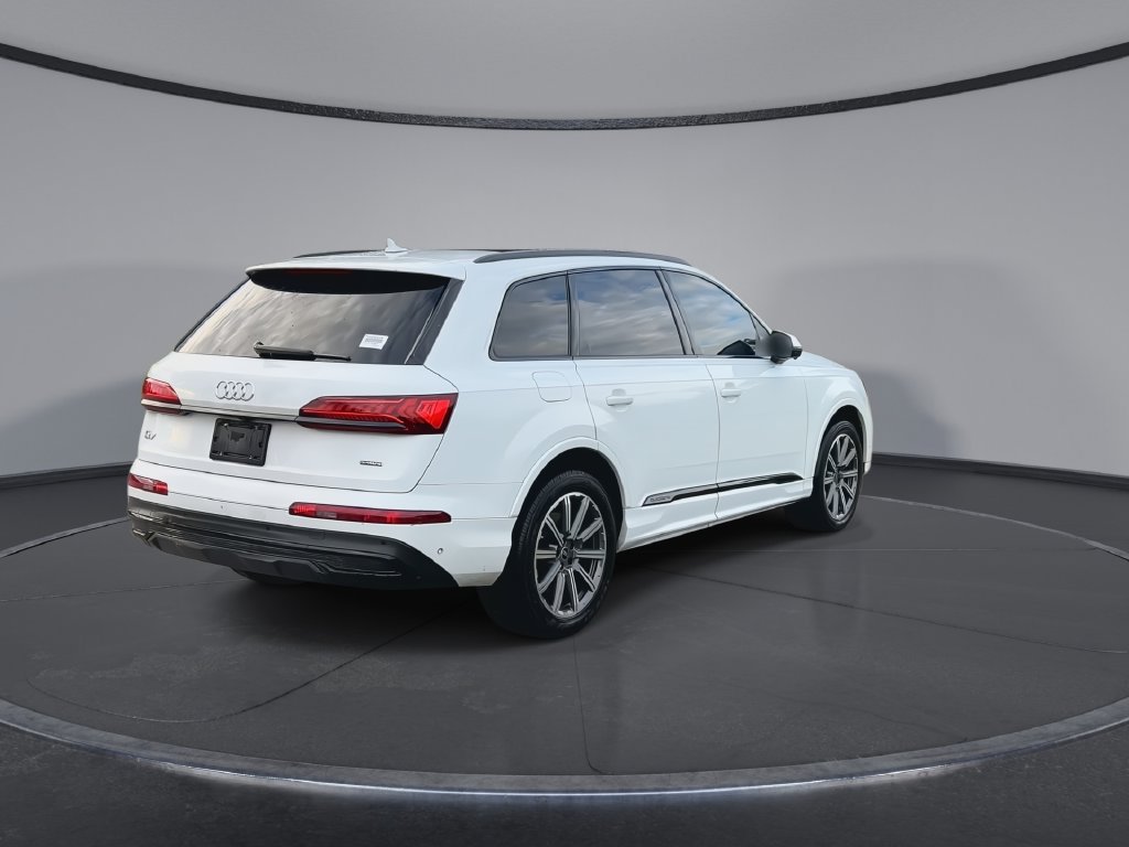 Used 2022 Audi Q7 2.0T Premium Plus AWD/4WD image 8