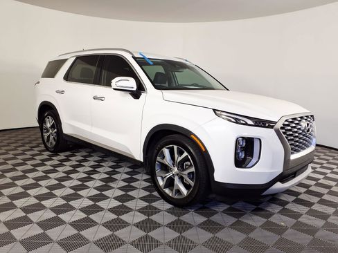 Used 2021 Hyundai Palisade SEL w/ Convenience Package AWD/4WD image 3