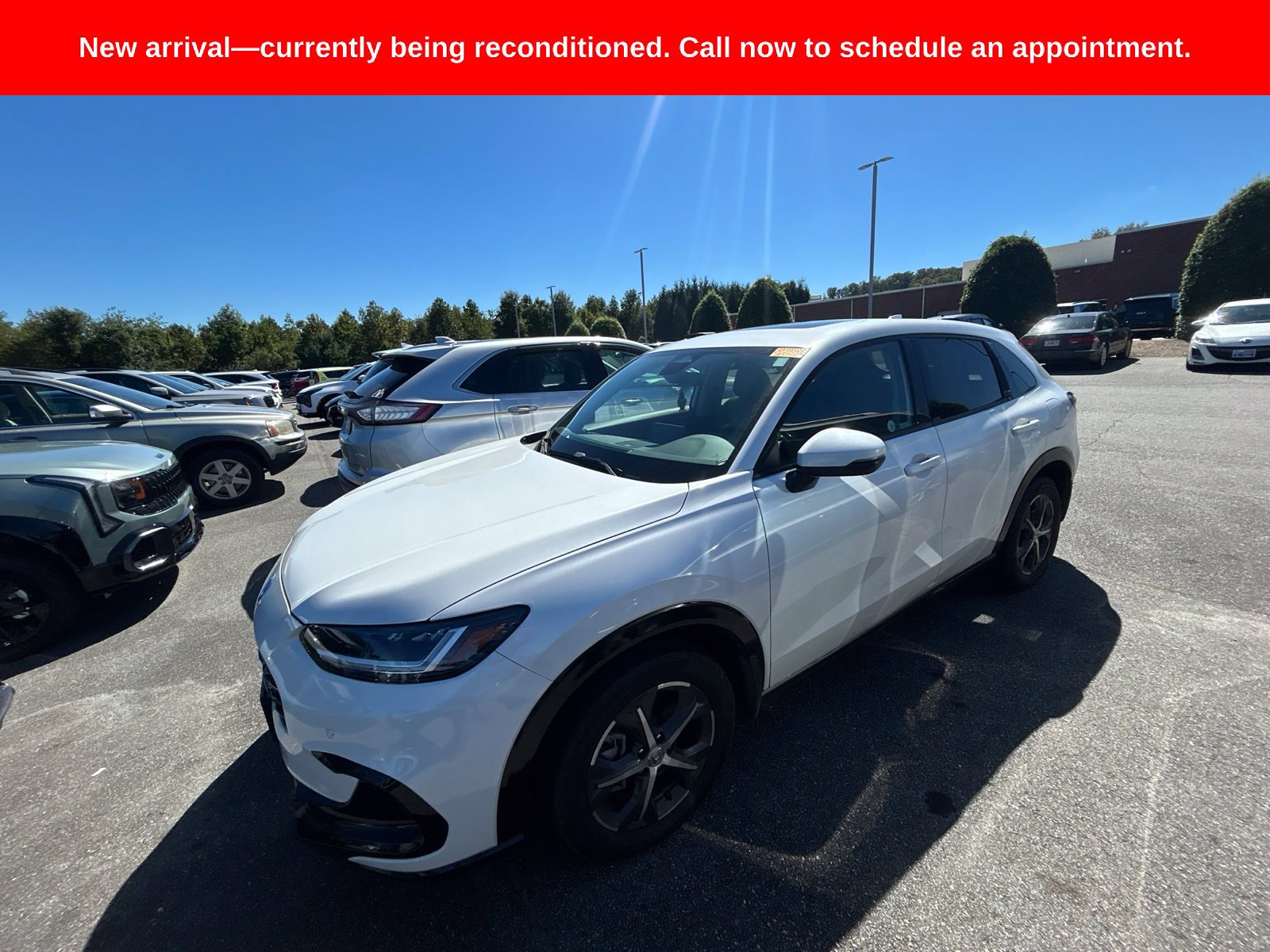 Used 2023 Honda HR-V EX-L image 6