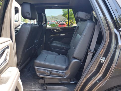 Used 2021 Chevrolet Tahoe Z71 w/ Z71 Signature Package AWD/4WD image 25