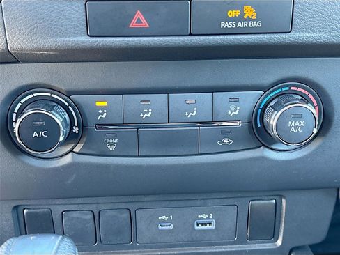 Used 2023 Nissan Frontier SV w/ Tow Package image 16