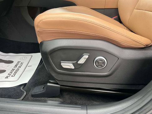 Used 2025 Hyundai Santa Fe Limited image 20