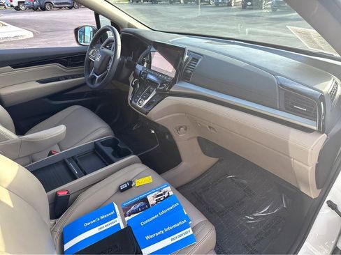 Used 2023 Honda Odyssey Touring image 28