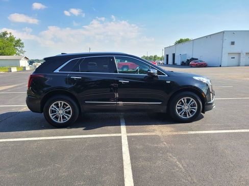 Used 2021 Cadillac XT5 Premium Luxury w/ LPO, Floor Liner Package FWD image 8