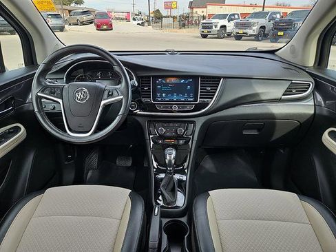 Used 2019 Buick Encore Preferred image 10