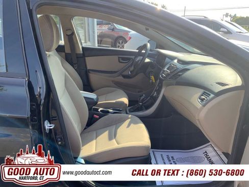Used 2016 Hyundai Elantra SE image 9