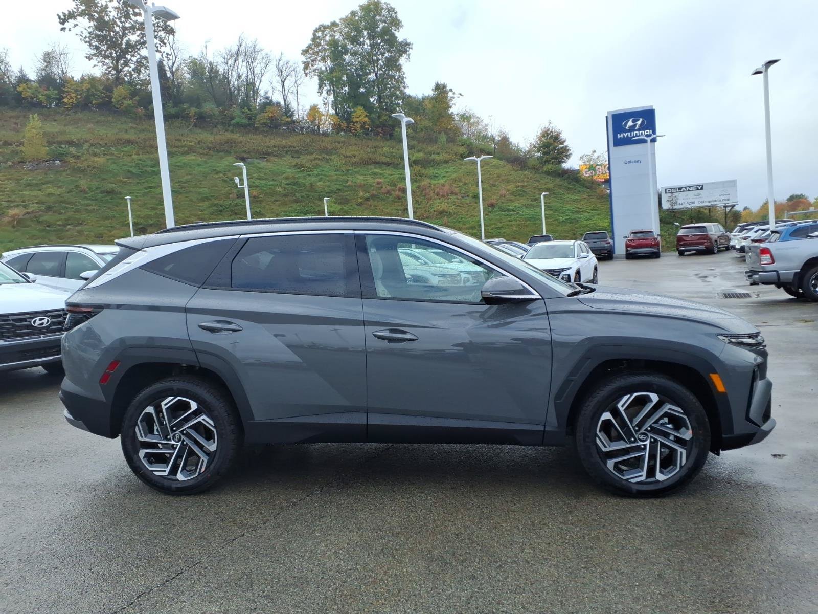 New 2026 Hyundai Tucson Limited AWD/4WD image 2