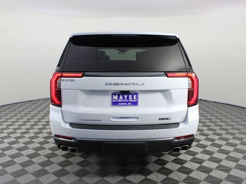 New 2026 GMC Yukon XL Denali Ultimate AWD/4WD image 32