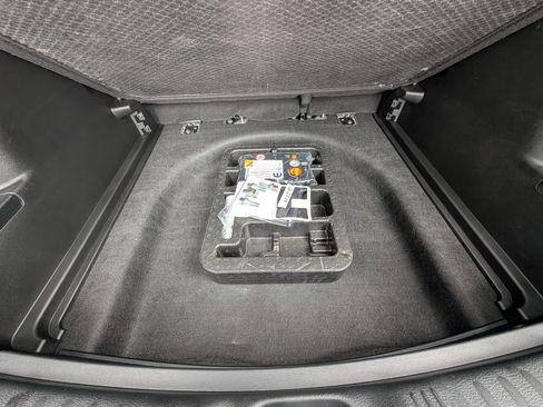 Used 2022 Jeep Compass Limited image 36