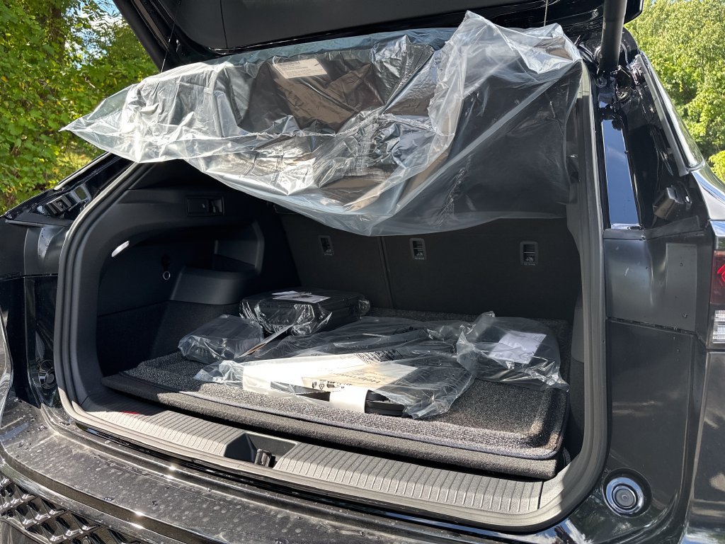 New 2026 Volkswagen Tiguan SE R-Line AWD/4WD image 19