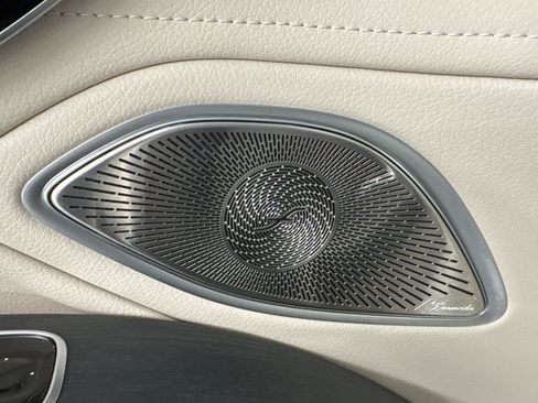 Certified 2022 Mercedes-Benz EQS 580 4MATIC Sedan image 21