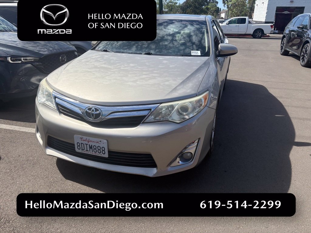 Used 2013 Toyota Camry XLE FWD image 1