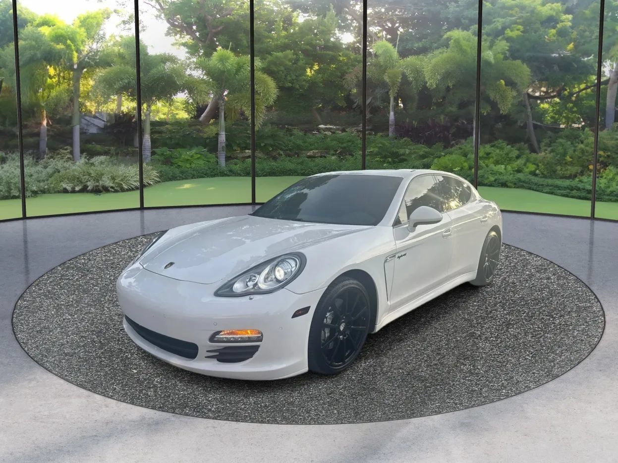 Used 2012 Porsche Panamera S RWD image 1