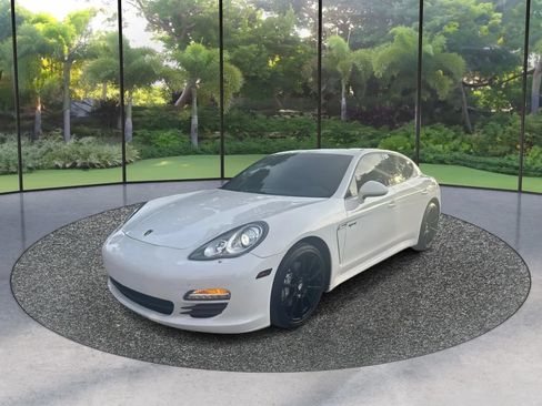 Used 2012 Porsche Panamera S RWD image 1