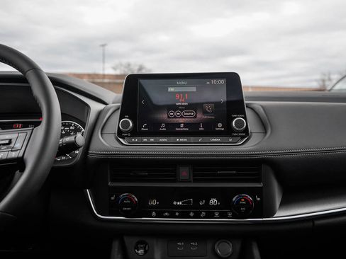 New 2026 Nissan Rogue SV AWD/4WD image 16