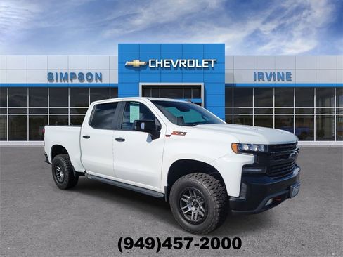 Used 2021 Chevrolet Silverado 1500 LT Trail Boss image 2