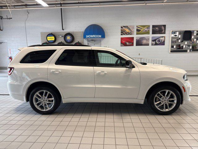 Used 2024 Dodge Durango GT AWD/4WD image 2