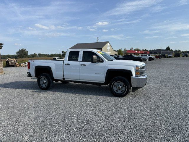 Used 2019 Chevrolet Silverado 2500 W/T AWD/4WD image 3