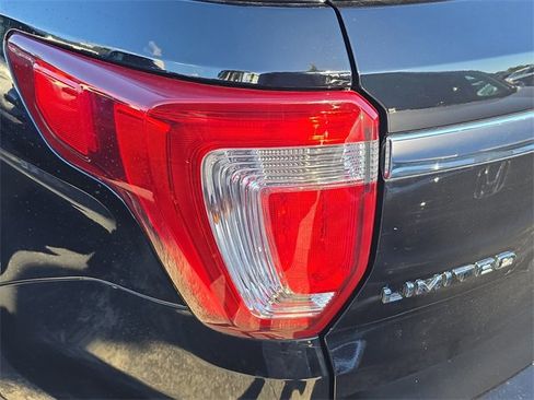 Used 2016 Ford Explorer Limited image 5