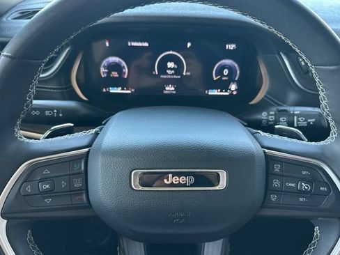 Certified 2023 Jeep Grand Cherokee L Laredo AWD/4WD image 24