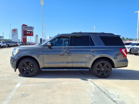 Used 2021 Ford Expedition XLT RWD image 8