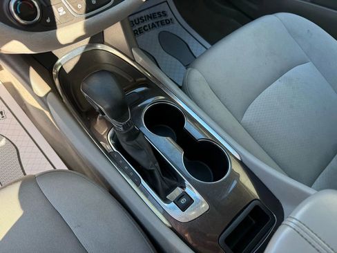 Used 2023 Chevrolet Malibu LT image 21