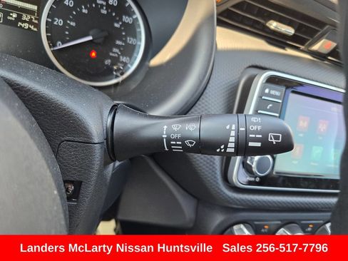 Used 2025 Nissan Kicks Play S FWD image 21