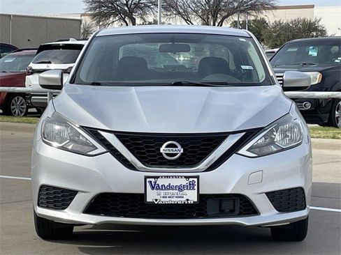 Used 2019 Nissan Sentra S image 6