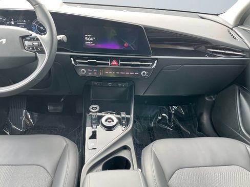 Certified 2023 Kia Niro Wind FWD image 11