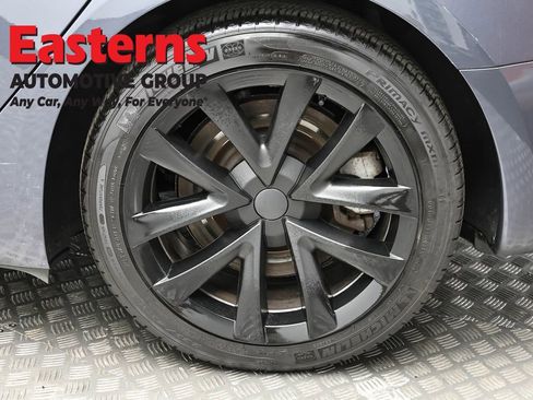 Used 2023 Tesla Model 3 Standard Range image 8