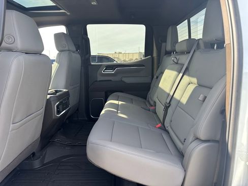 New 2026 GMC Sierra 1500 SLT w/ SLT Premium Plus Package image 15