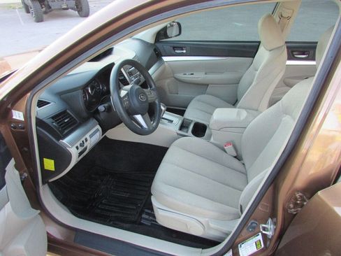 Used 2011 Subaru Legacy 2.5i AWD/4WD image 28